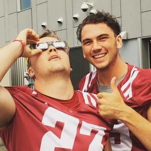 Meet your Posher, Logan